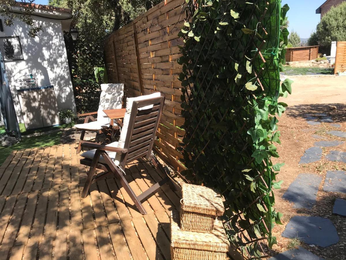 Cabana Jara Y Enebro Collado Villalba Exteriör bild