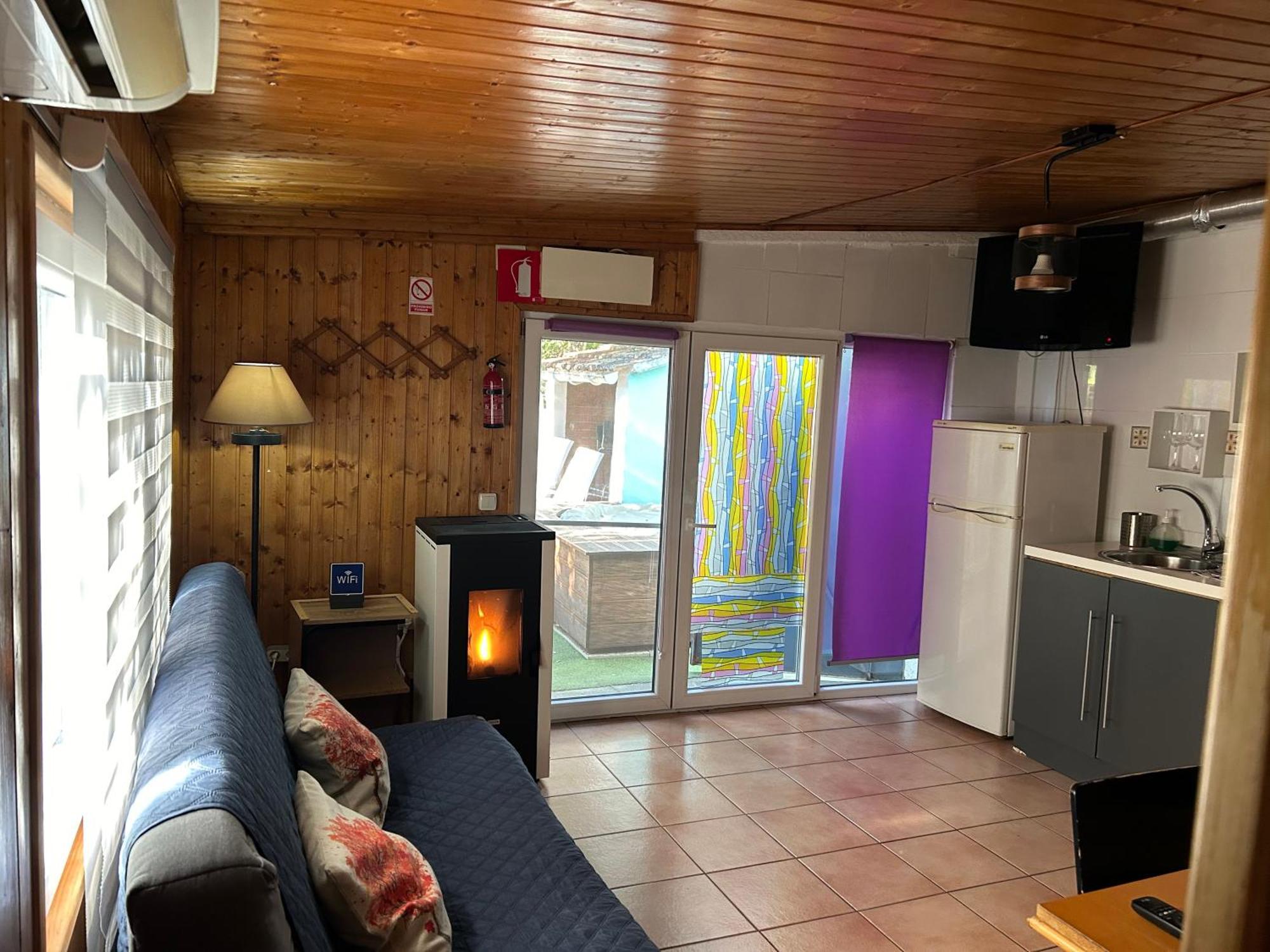 Cabana Jara Y Enebro Collado Villalba Exteriör bild